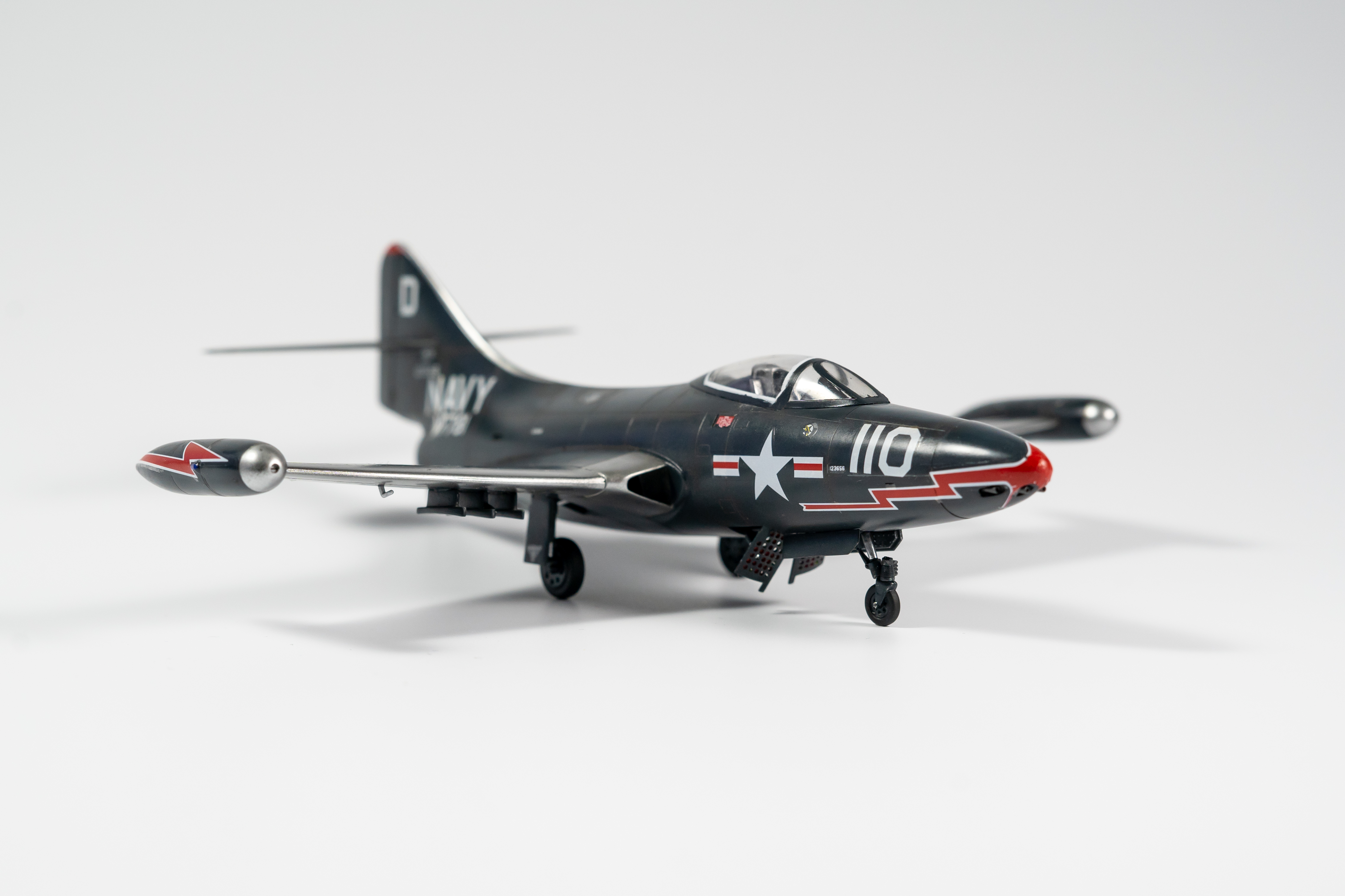 Hasegawa 1:72 F9F-2 Panther – Just for fun