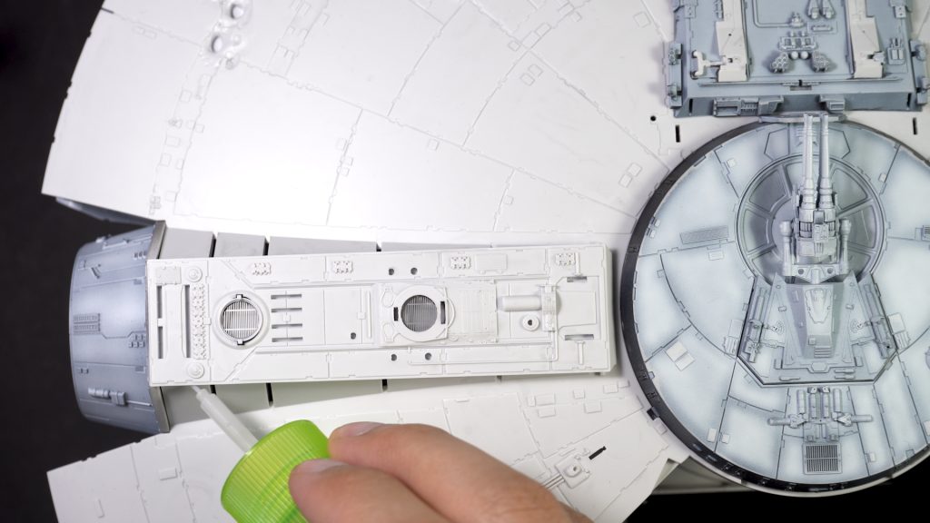 Bandai 1:72 Millennium Falcon festése