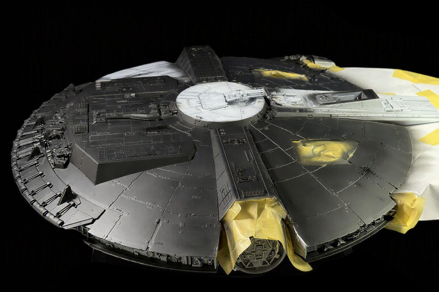 Bandai 1:72 Millennium Falcon festése