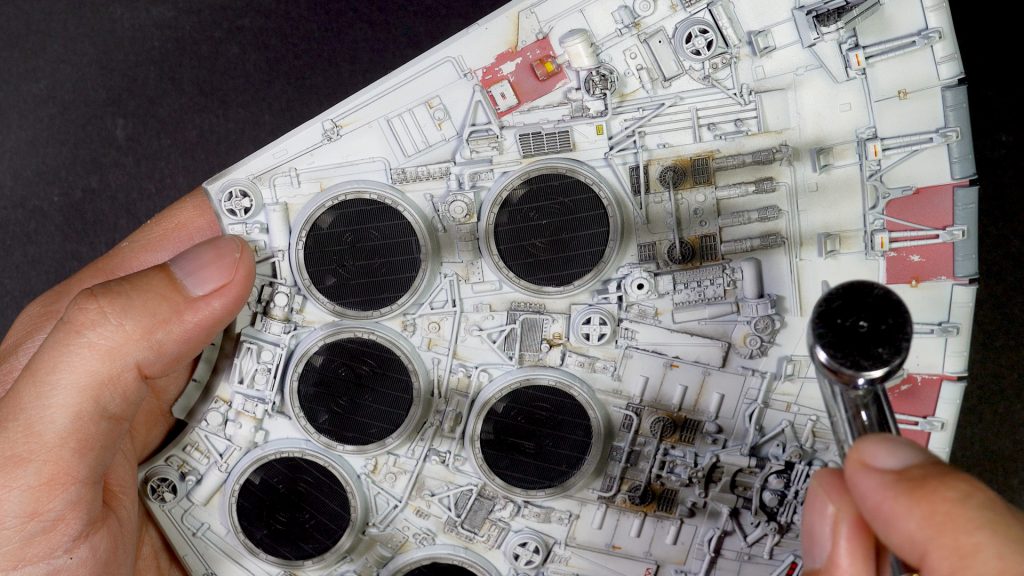 Bandai 1:72 Millennium Falcon weathering