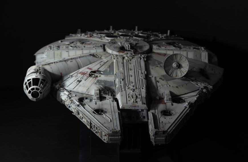 Bandai 1:72 Millennium Falcon – Perfect Grade
