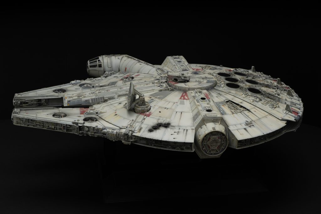 Bandai 1:72 Millennium Falcon